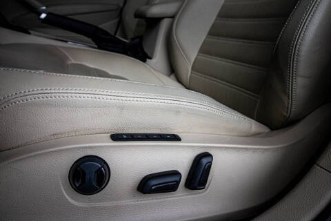 2017 Volkswagen Passat 1.8T SEL Premium