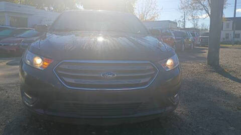 2014 Ford Taurus SEL
