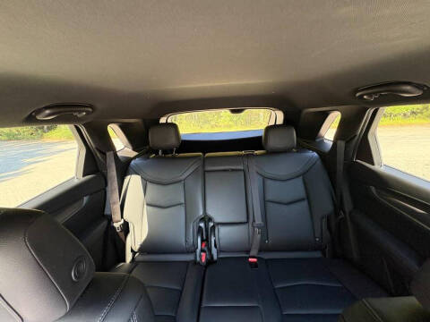 2022 Cadillac XT5 Luxury