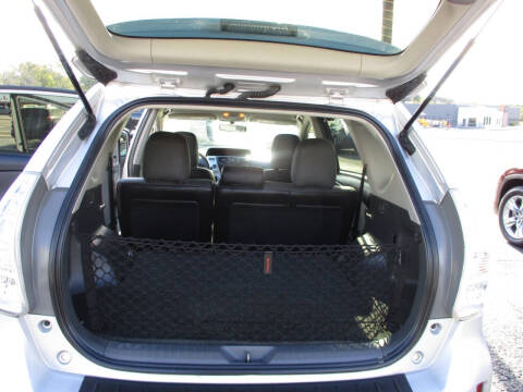 2014 Toyota Prius v Three
