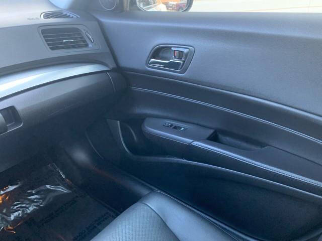 2017 Acura ILX w/Premium