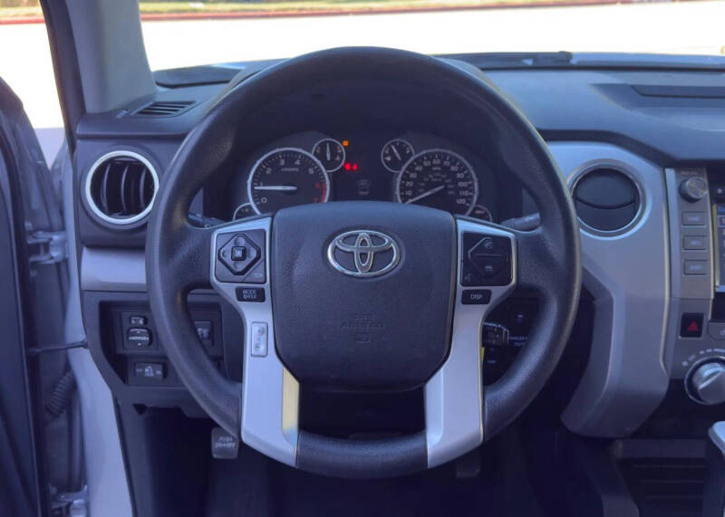 2016 Toyota Tundra SR5