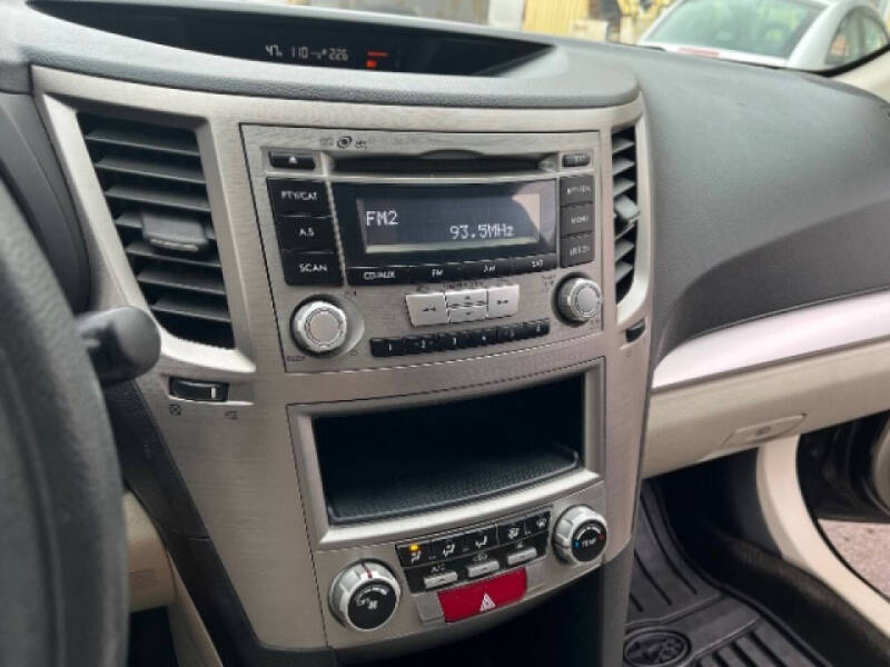 2014 Subaru Outback 2.5i