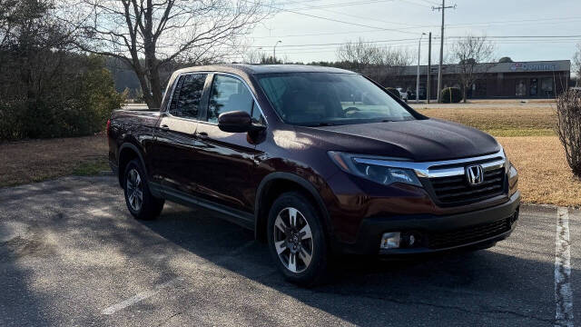 2019 Honda Ridgeline RTL's photo