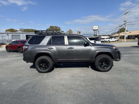 2022 Toyota 4Runner SR5