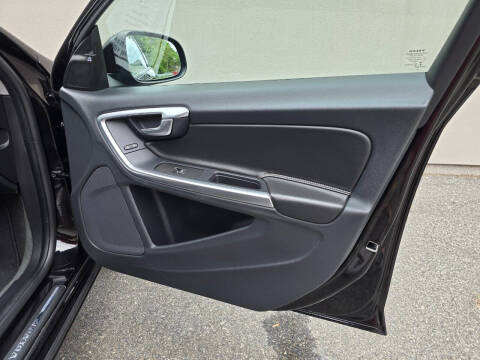 2017 Volvo S60 T5 Dynamic