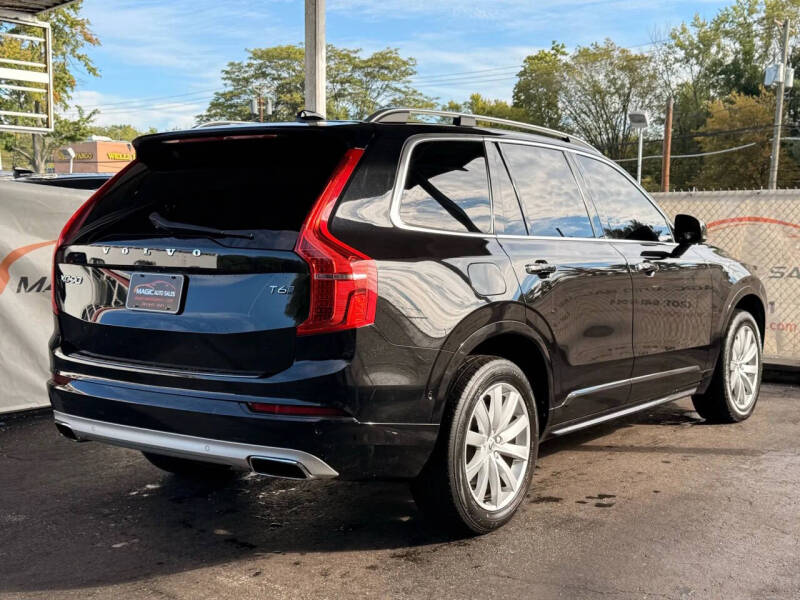 2018 Volvo XC90 T6 Momentum
