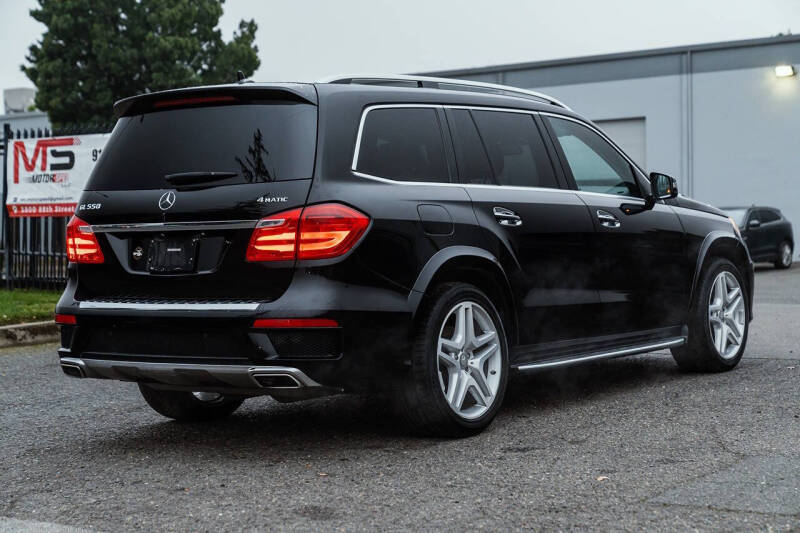 2015 Mercedes-Benz GL-Class GL 550 4MATIC