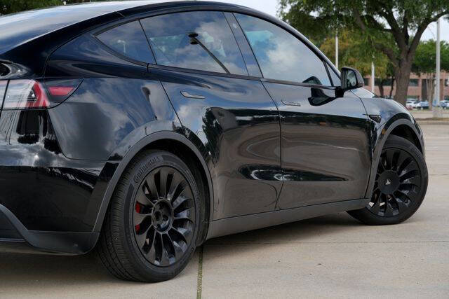 2023 Tesla Model Y Performance