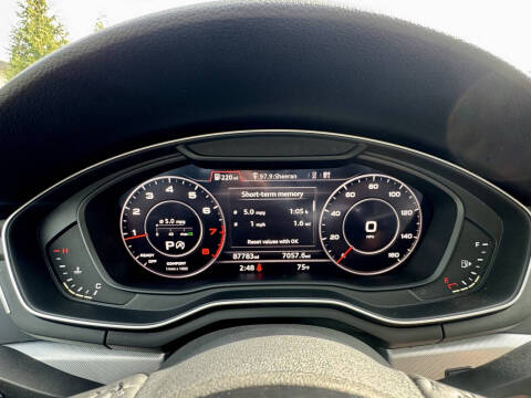 2017 Audi A4 2.0T quattro Premium Plus