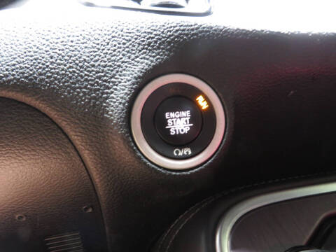 2016 Dodge Challenger SXT Plus