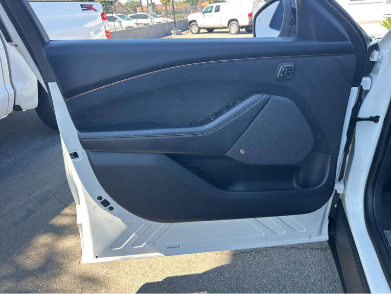 2022 Ford Mustang Mach-E GT