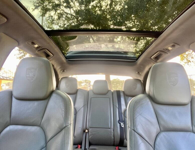 2013 Porsche Cayenne  - $27,995