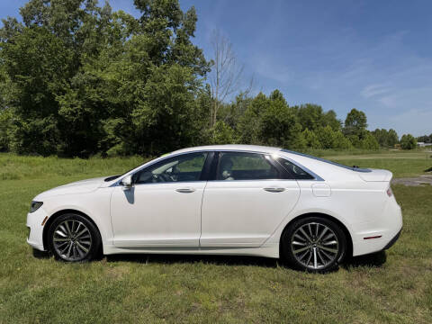 2017 Lincoln MKZ Select
