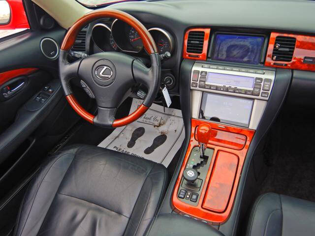 2004 Lexus SC 430