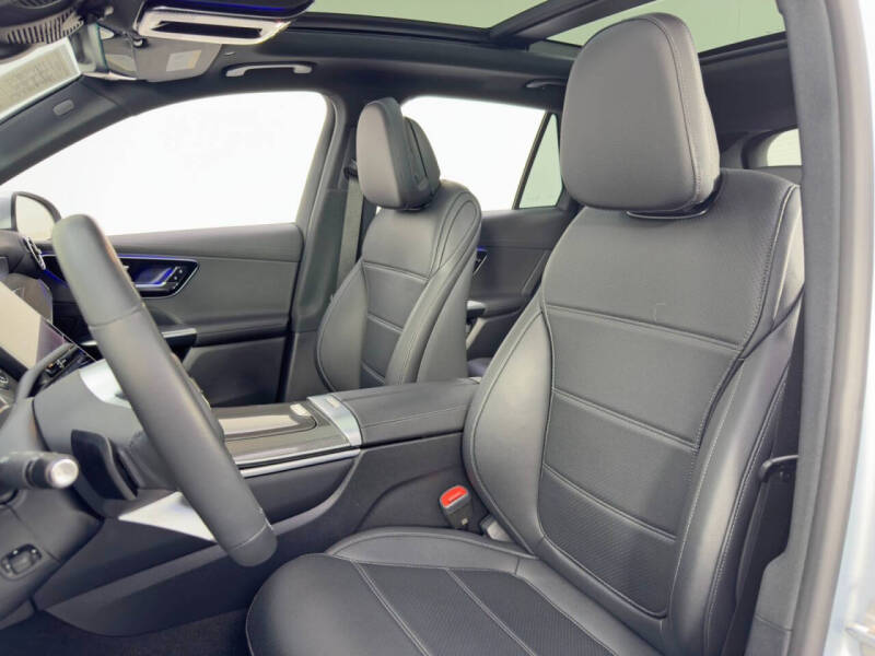 2025 Mercedes-Benz GLC GLC 300