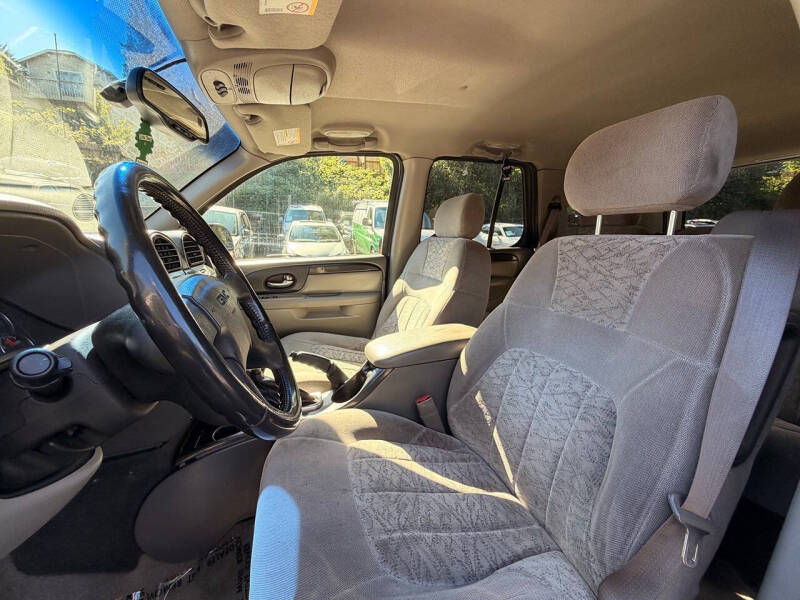 2004 GMC Envoy SLE