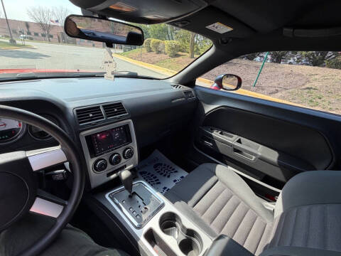 2010 Dodge Challenger SE