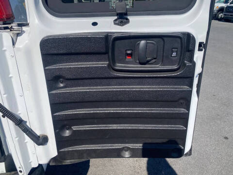 2020 Chevrolet Express 2500