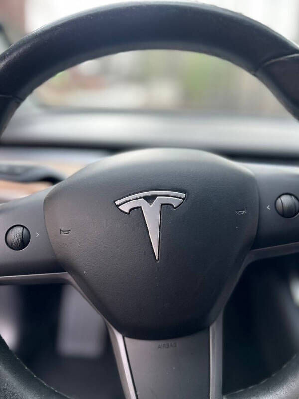 2018 Tesla Model 3 Mid Range