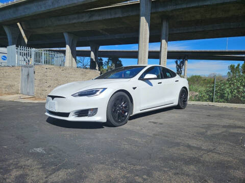 2016 Tesla Model S 90D