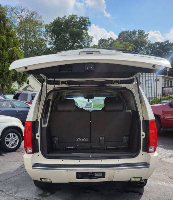 2013 Cadillac Escalade Luxury