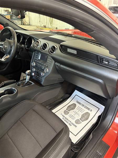 2015 Ford Mustang V6