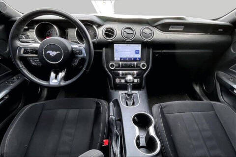 2021 Ford Mustang EcoBoost