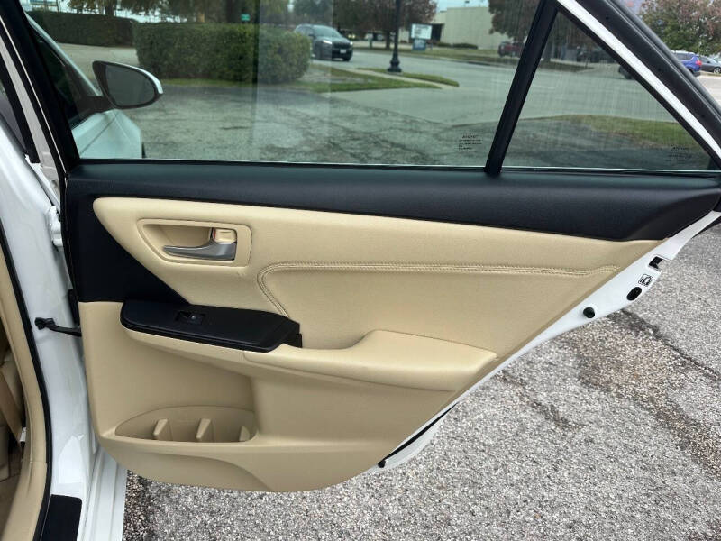 2017 Toyota Camry XLE