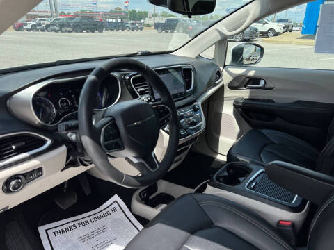 2023 Chrysler Pacifica Touring L