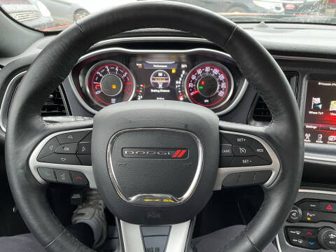 2016 Dodge Challenger R/T Plus