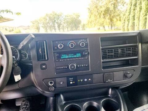 2018 Chevrolet Express LT 2500