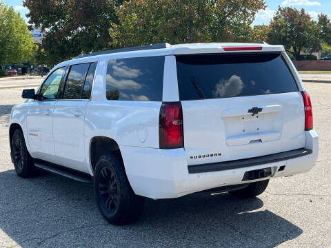2017 Chevrolet Suburban LS