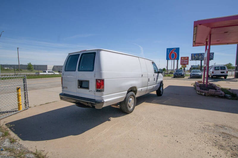 2006 Ford E-Series