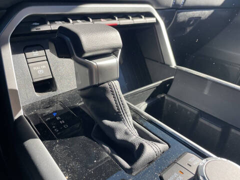 2025 Toyota Sequoia Platinum