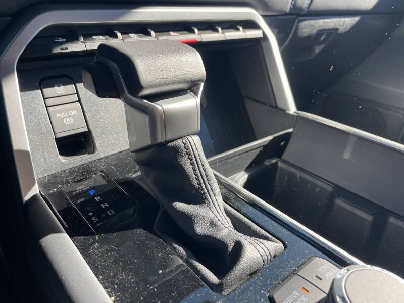 2025 Toyota Sequoia Platinum