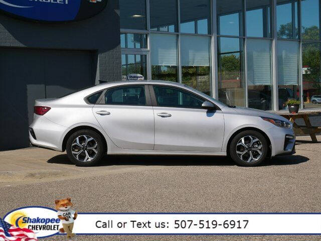 Used 2021 Kia Forte LXS with VIN 3KPF24AD9ME335896 for sale in Shakopee, MN