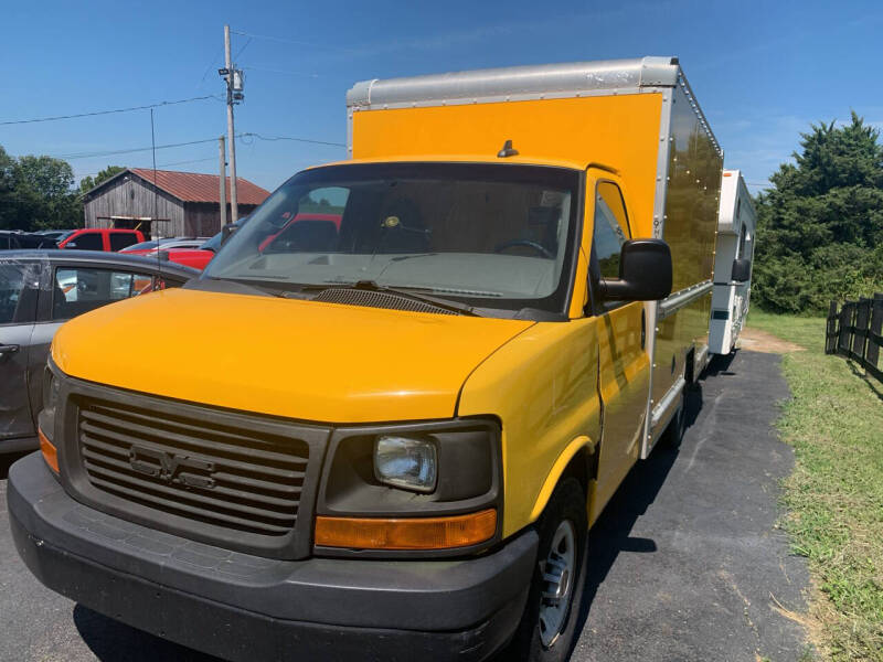 2017 GMC Savana for sale at Todd Nolley Auto Sales in Campbellsville KY