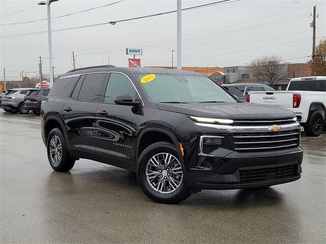 2025 Chevrolet Traverse LT