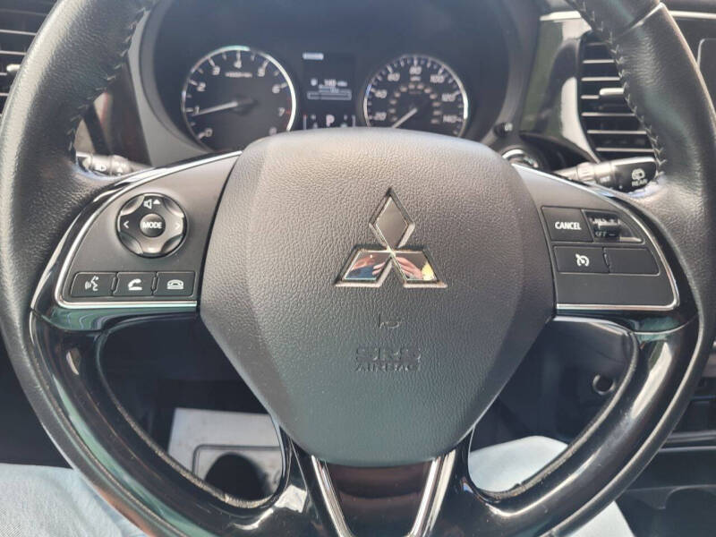 2018 Mitsubishi Outlander SE