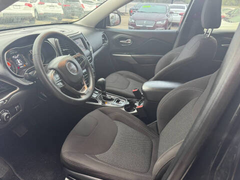 2019 Jeep Cherokee Latitude