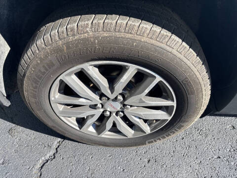 2017 GMC Acadia SLE-2