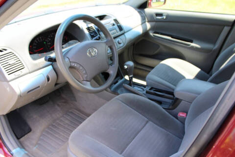 2005 Toyota Camry LE