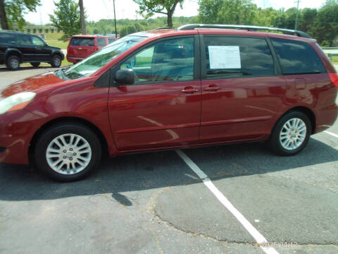 2008 Toyota Sienna LE 7-Passenger