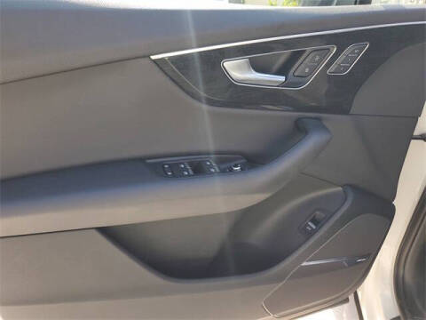 2020 Audi Q7 quattro Premium Plus 55 TFSI