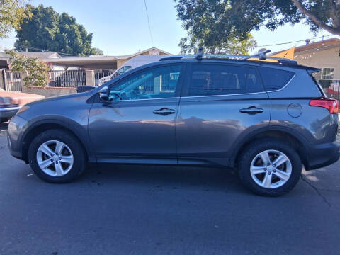2013 Toyota RAV4 XLE