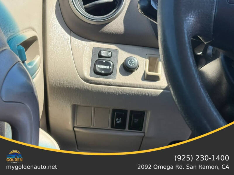 2005 Toyota RAV4