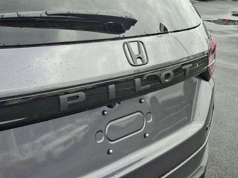 2026 Honda Pilot Touring Blackout