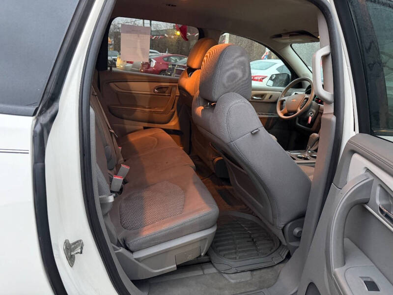 2014 Chevrolet Traverse LS