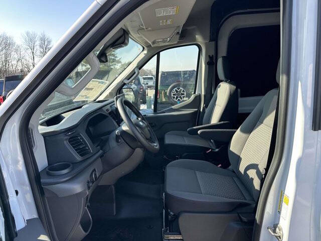 2025 Ford Transit 250